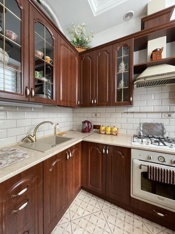 Apartment On Franka Lviv Exterior photo